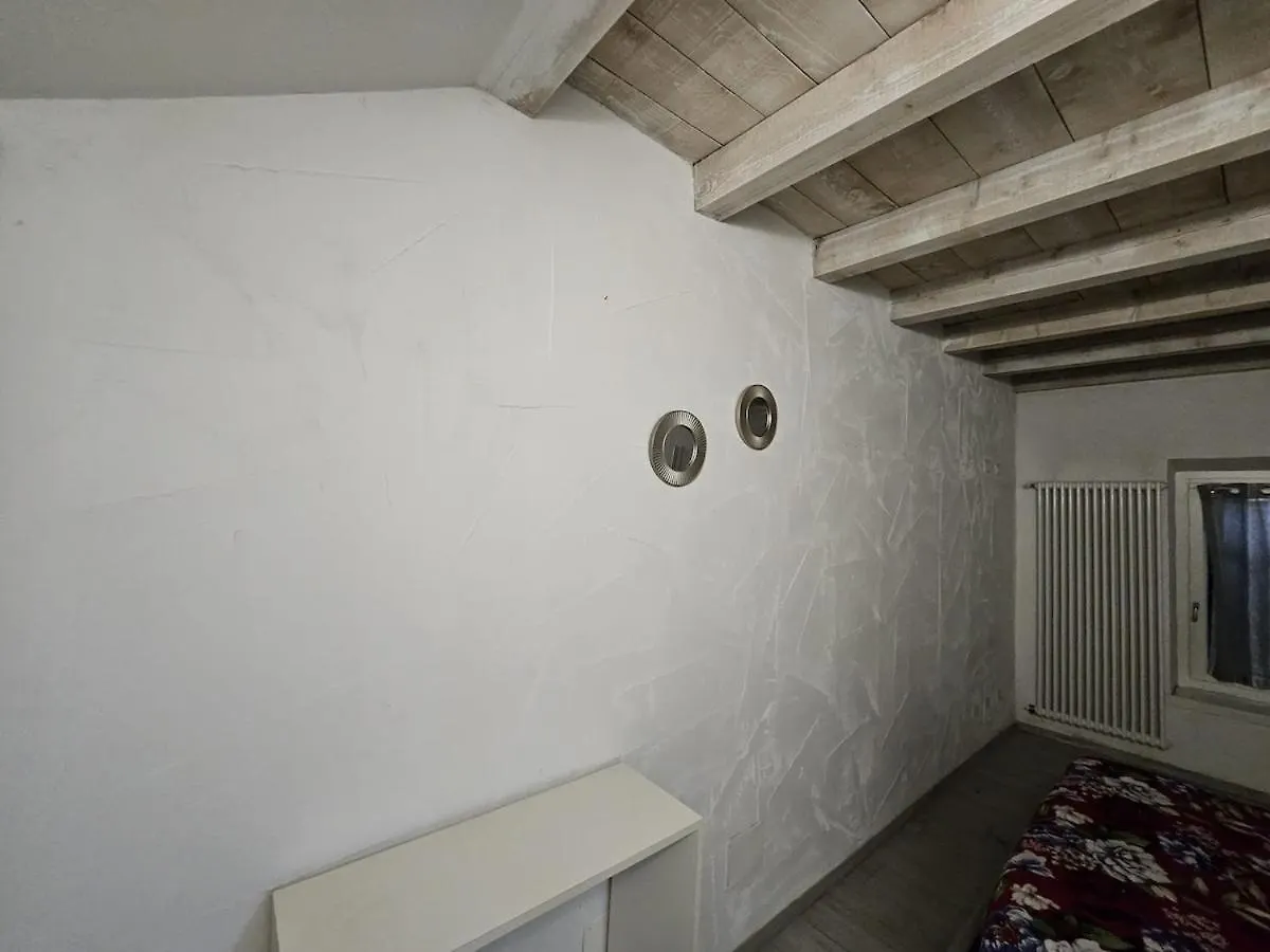 Casavilma1 Cavalcaselle