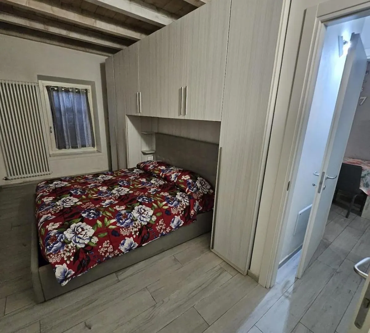 Casavilma1 Cavalcaselle