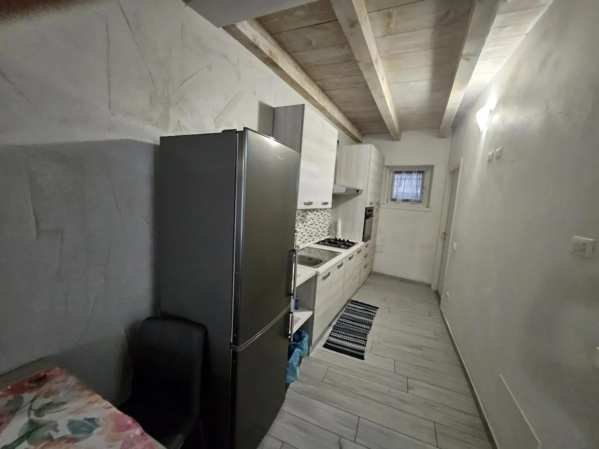 Casavilma1 0*, Cavalcaselle Olaszország